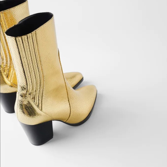 NWT Zara Gold Animal Print Metallic Heeled Boot - Picture 3 of 4